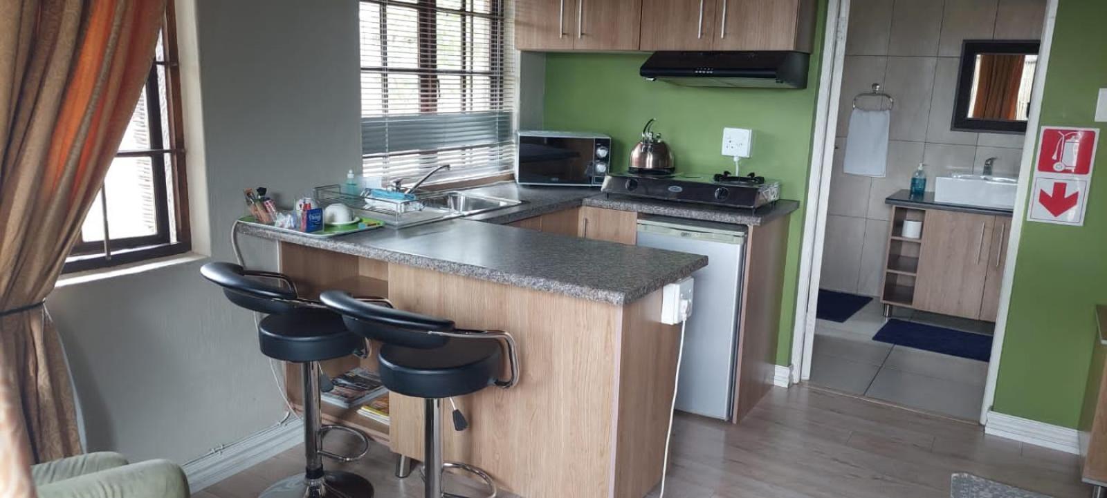 12 On Vaal Drive Guesthouse 范德拜尔帕克 外观 照片