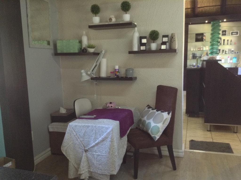 12 On Vaal Drive Guesthouse 范德拜尔帕克 外观 照片