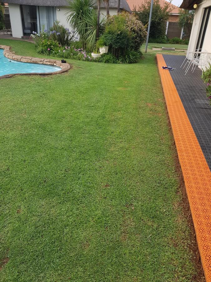 12 On Vaal Drive Guesthouse 范德拜尔帕克 外观 照片