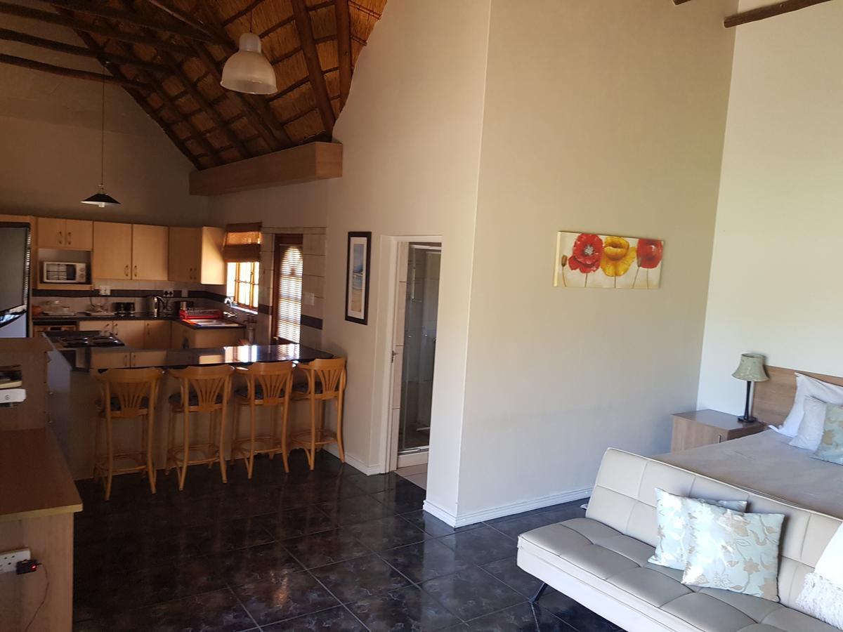 12 On Vaal Drive Guesthouse 范德拜尔帕克 外观 照片